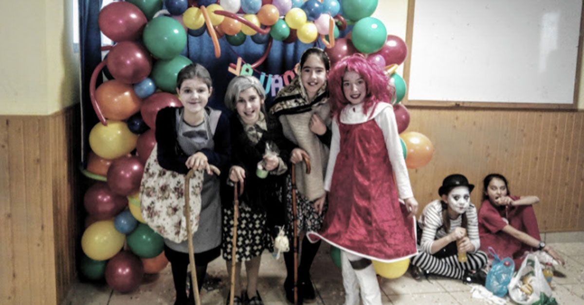 nenos-Entroido-O-Corgo