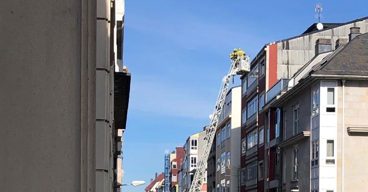 incendio avenida coruna lugo bombeiros portada