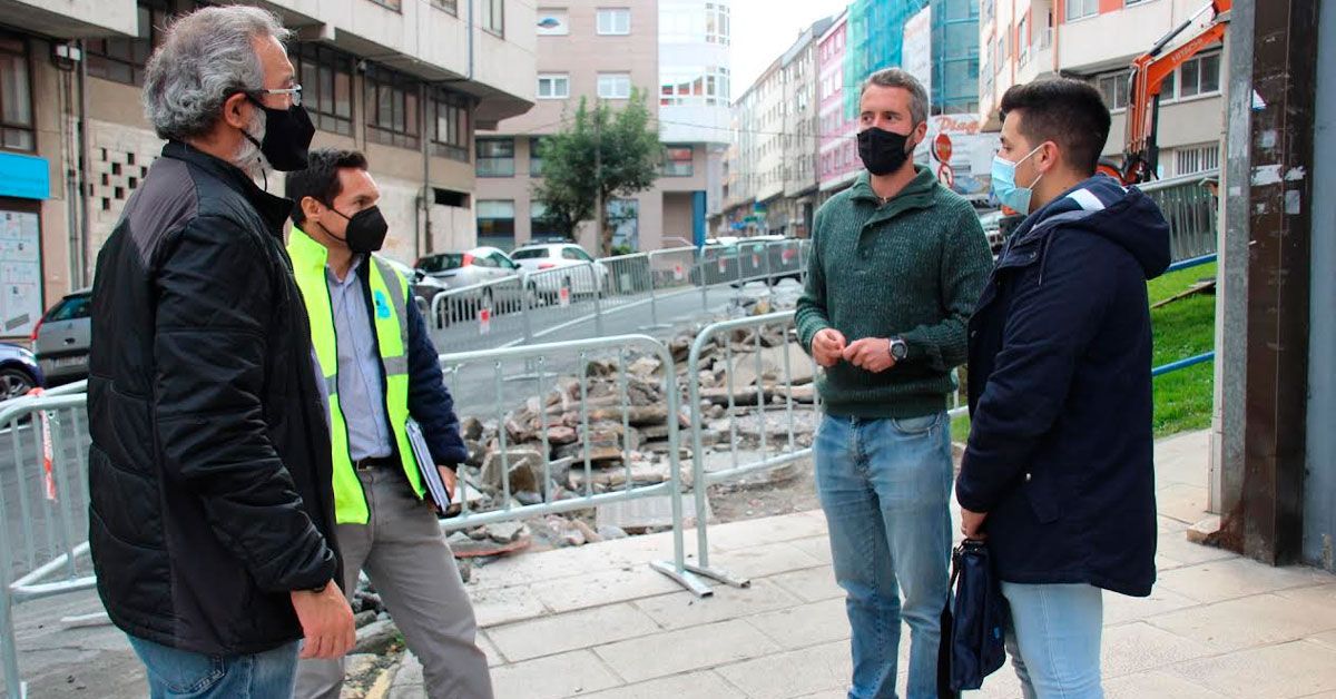 renovacion da praza da arbore, na rua Conde lugo