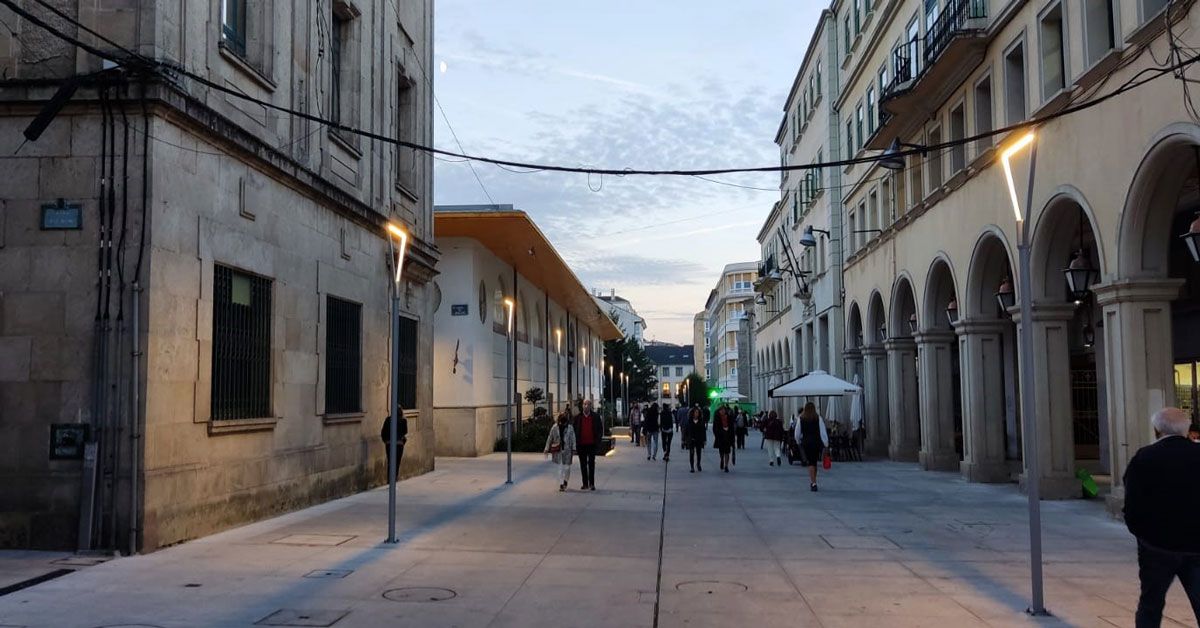 rua quiroga ballesteros alumeado noite lugo3