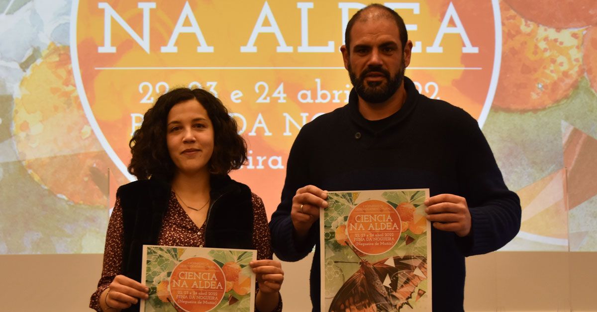 Mónica Freire e Alberto Uría na presentación (3)