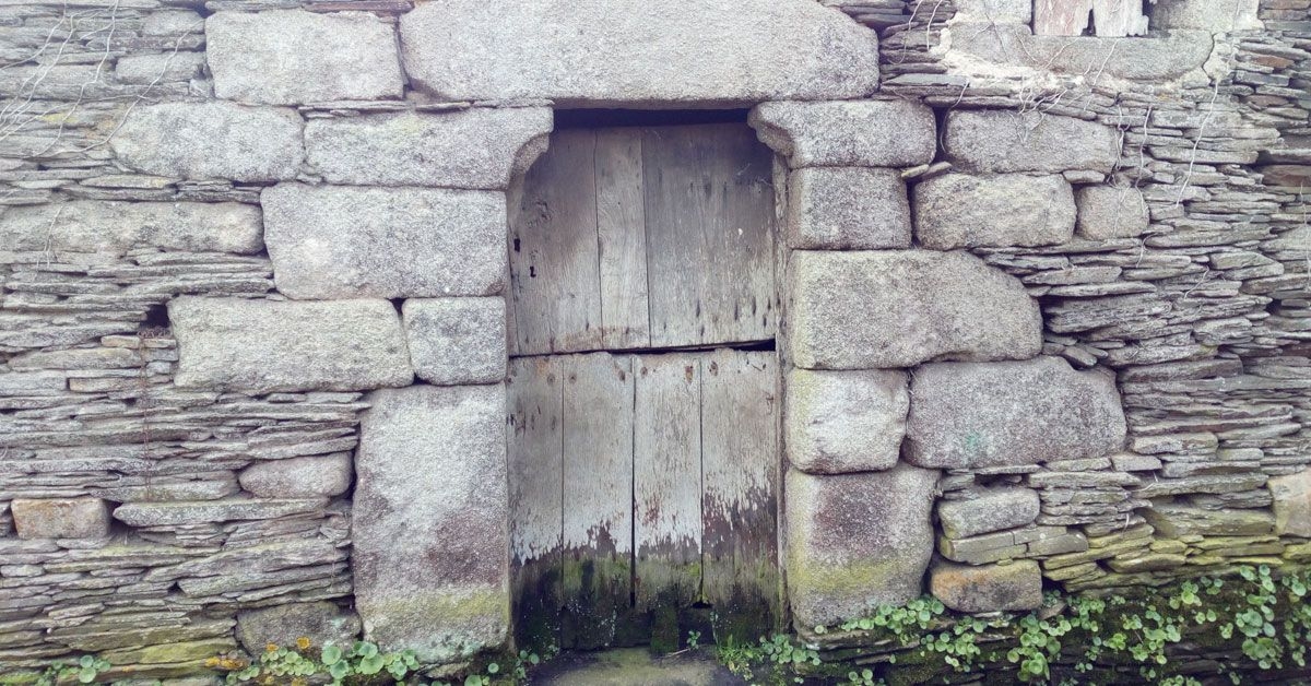 PORTA BEN PATRIMONIAL OUTEIRO DE REI 3