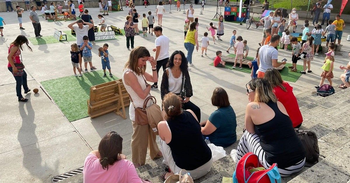 Lara Méndez, e a edil de Desenvolvemento Local, Ana Abelleira