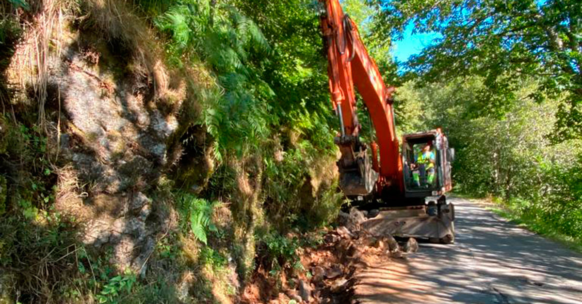 1 080823 Obras estrada LU P 1301