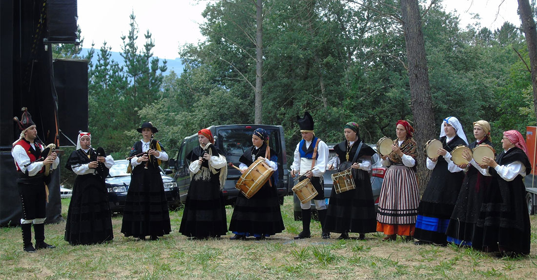 a-legua-dereita-asociación-o-corgo