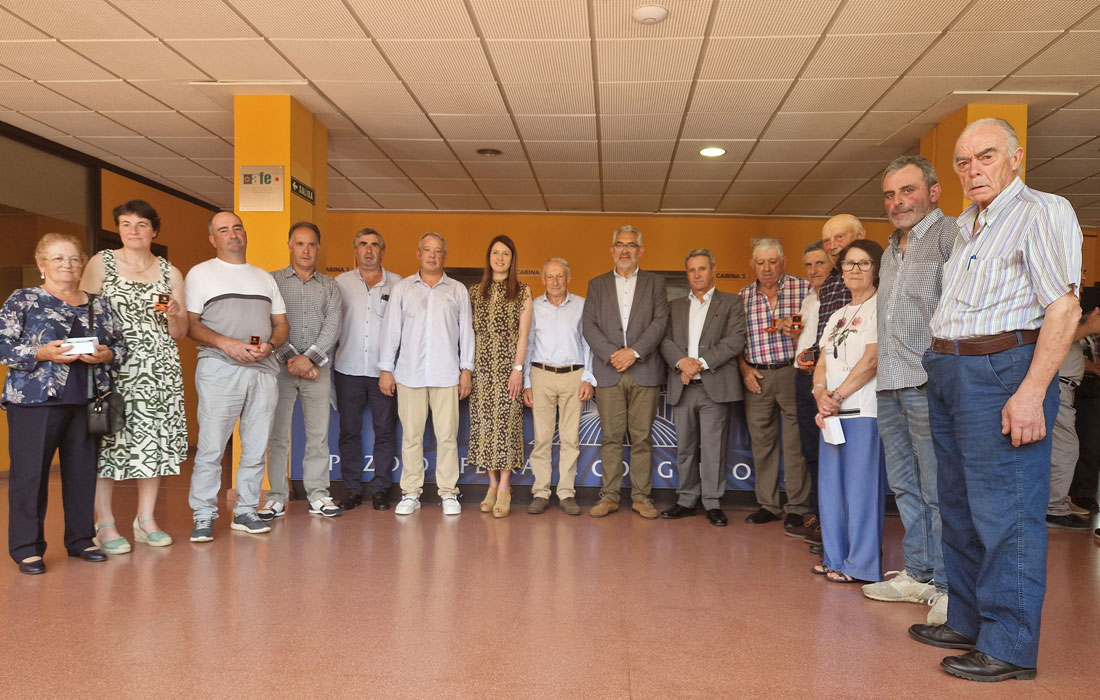 Acruga-homenaxe-Lugo-gandeiros-xubilados