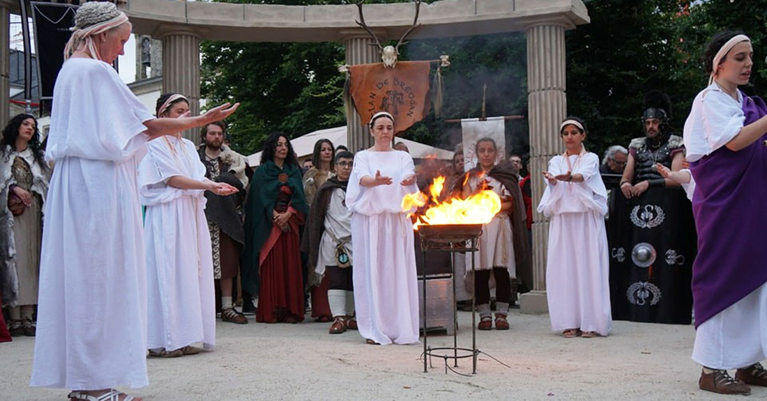 Lume-da-Vesta-Arde-Lucus