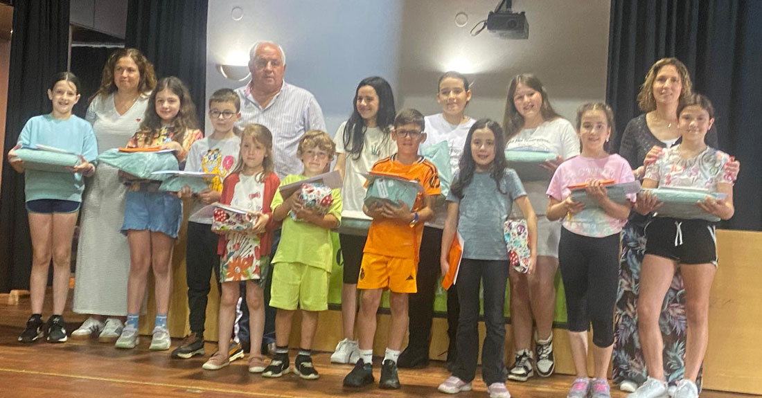 entrega-premios-concurso-letras-galegas-outeiro