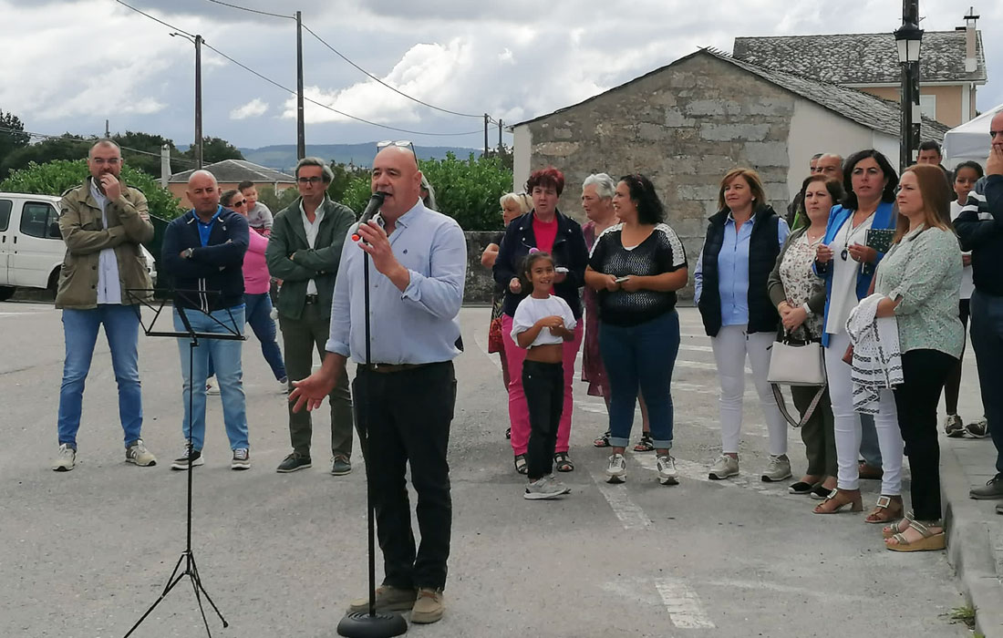 Os-Cinco-Ríos-Mercado-oficios