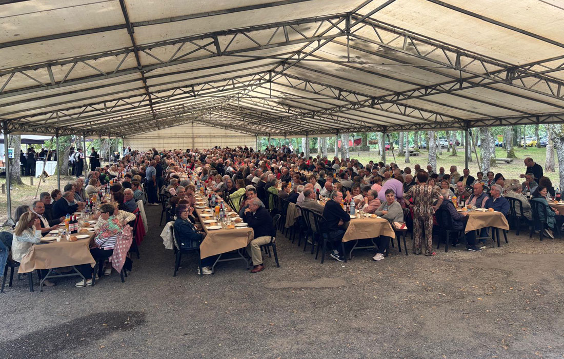 festa-maiores-outeiro-de-rei