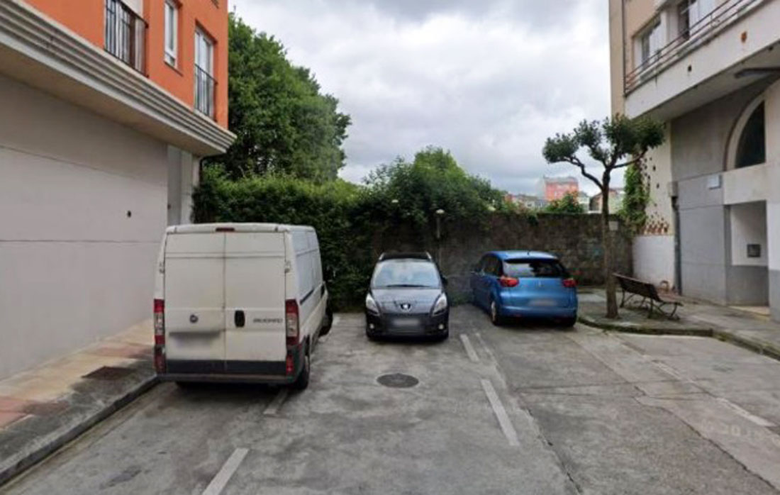 suciedade-rua-do-Castiñeiro-Lugo