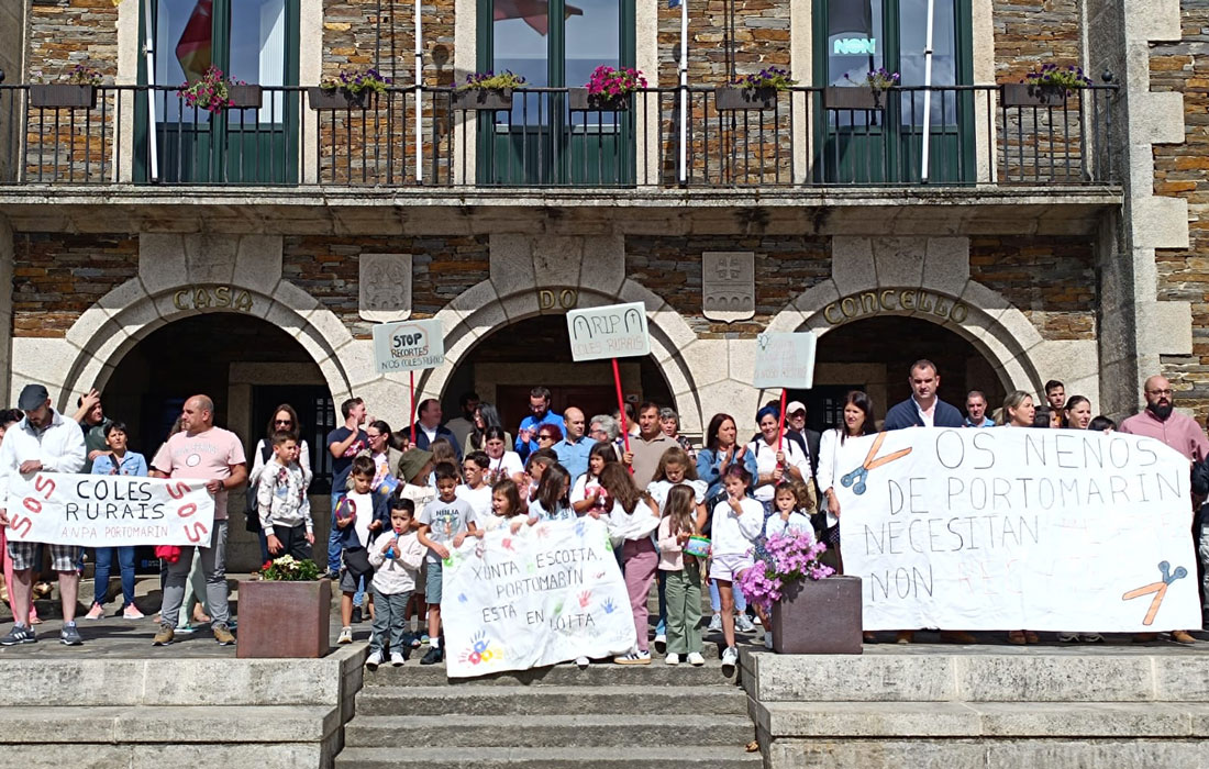 manifestacion-educación-Portomarín