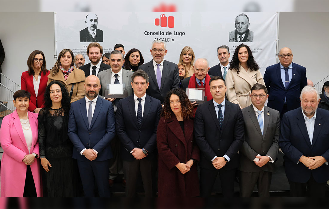 homenaxe-Xesús-Alonso-Montero-e-a-Rafael-de-Vega-Barrera-fillos-Lugo