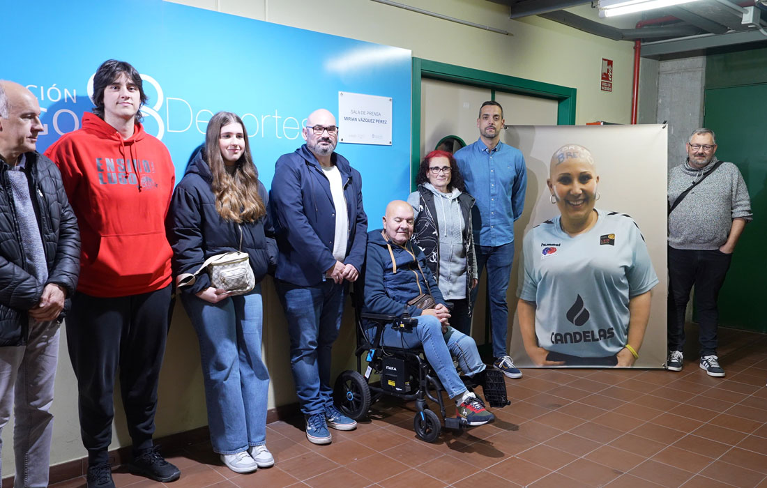 placa-Mirian-Vázquez-Pazo-dos--Deportes