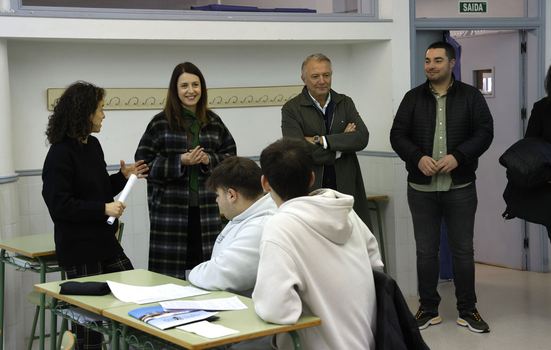 Colexio-Palas-de-Rei-froitas-Xunta