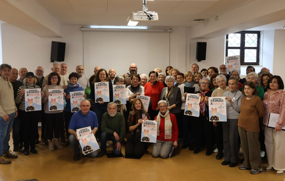 Corais-actuación-Himno-Galego-Lugo