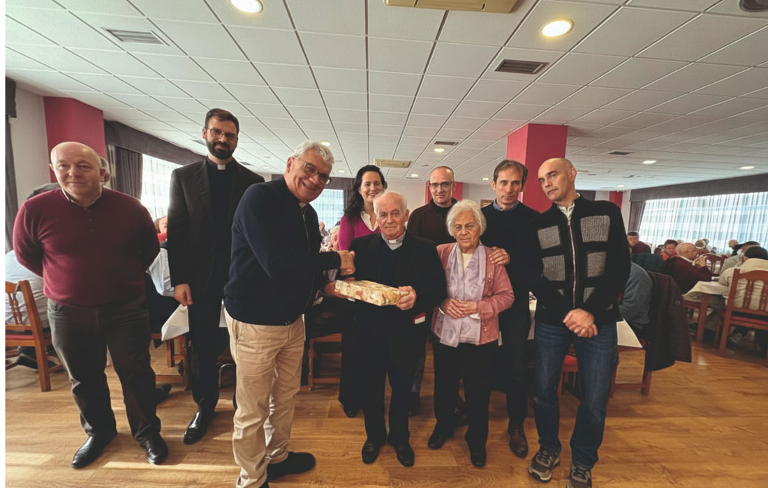 homenaxe-parroco-ramon-revuelta