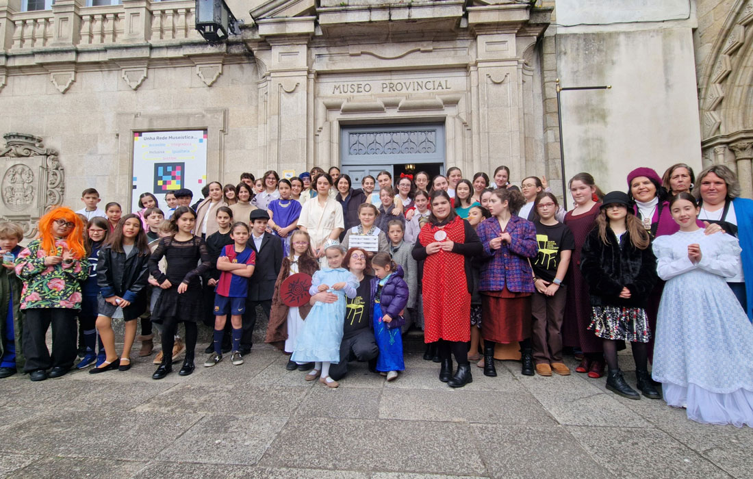 Quen-ocupa-esta-cadeira-Museo-Lugo