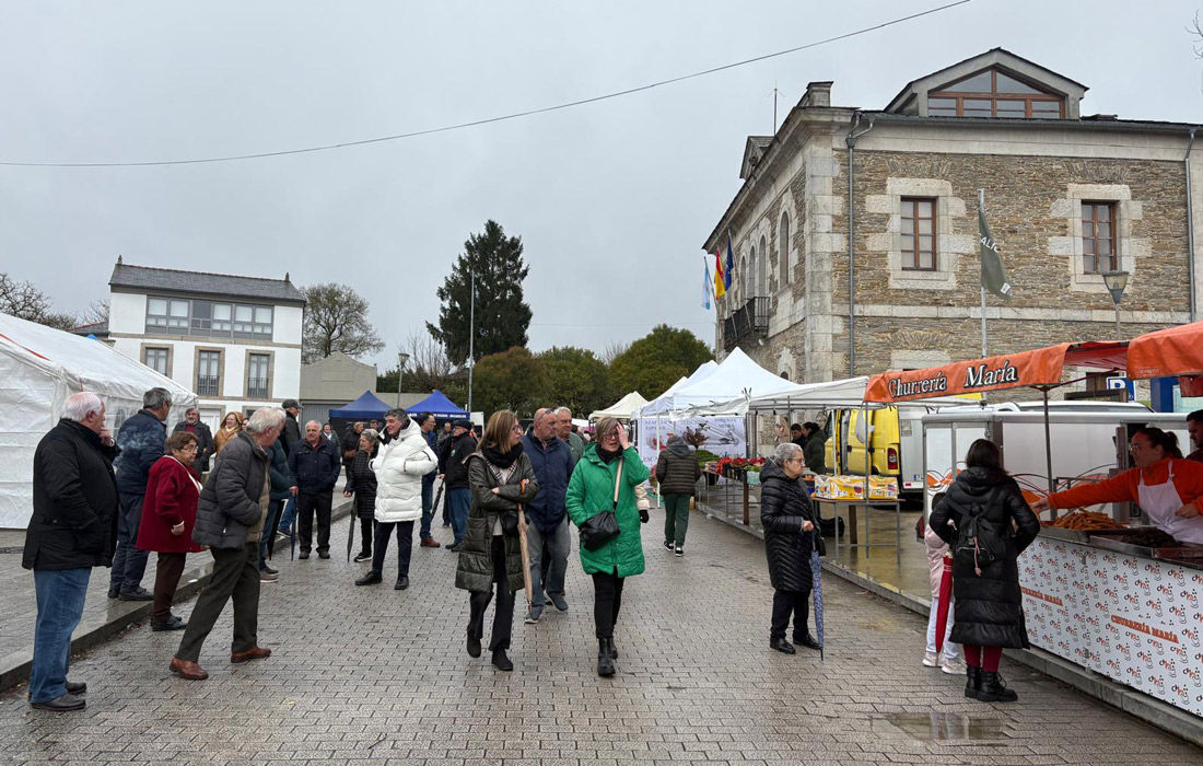 feira-outeiro-de-rei