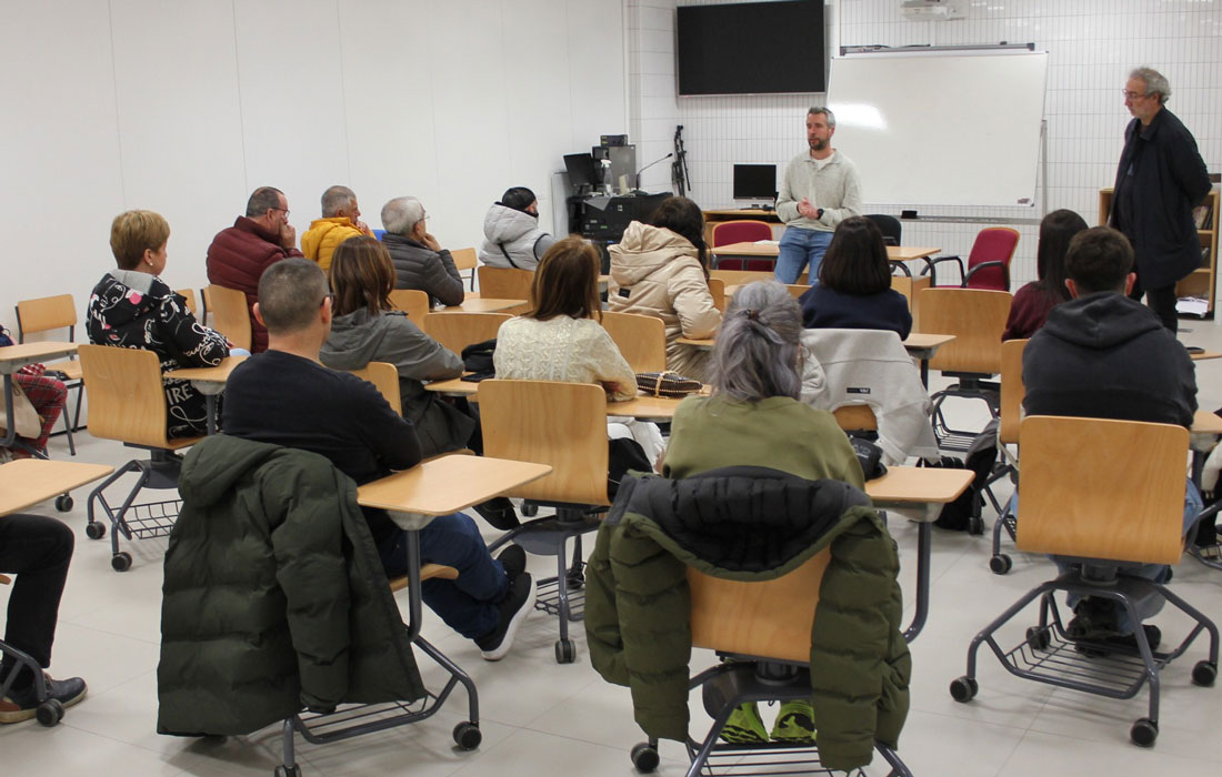 reunión-bus-rural-Lugo-Sagrado-Corazón
