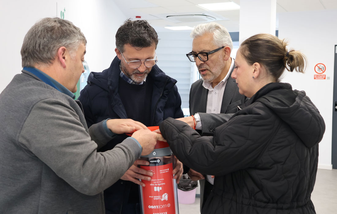 Contedores-de-pilas-Lugo