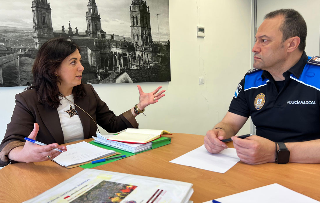 Xefe-Policía-Local-concello-de-Lugo-mesa-de-seguridade