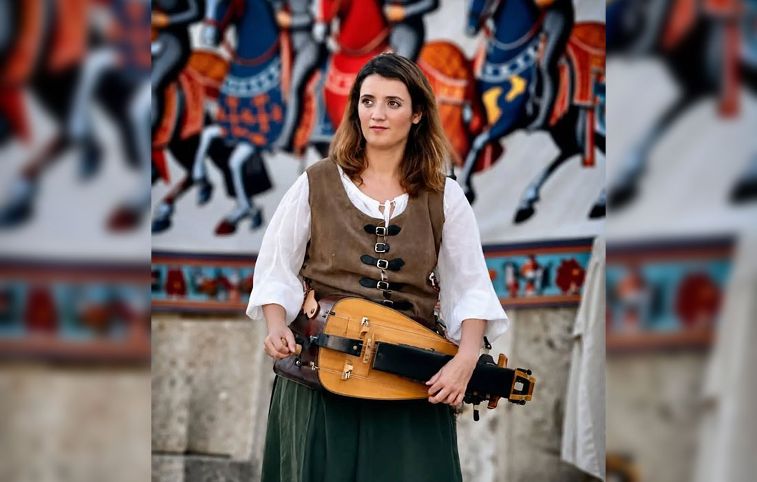 Bea-Peña-zanfonista