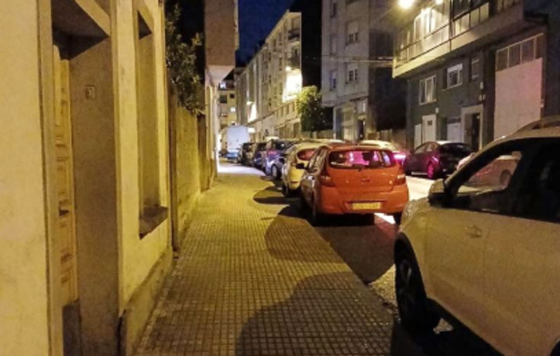 rua-sen-iluminación-Lugo