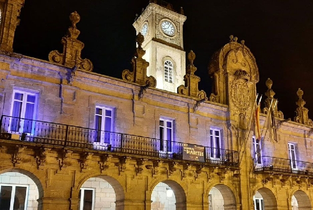 Foto de Arquivo da Iluminacion Casa Consistorial