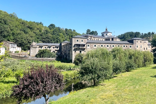 Mosteiro-de-Samos-e-rio