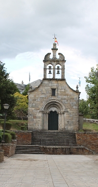 Portomarin iglesia dos