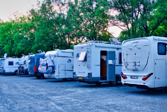 Imaxe dunha zona de autocaravanas