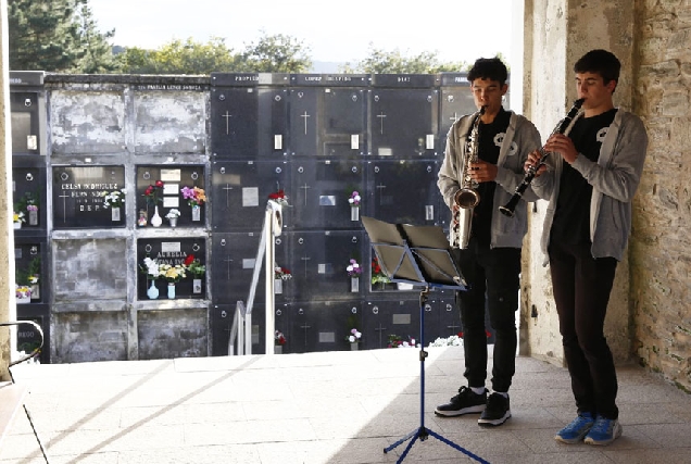 alumnado-escola-música-de-sarria-dia-dos-defuntos