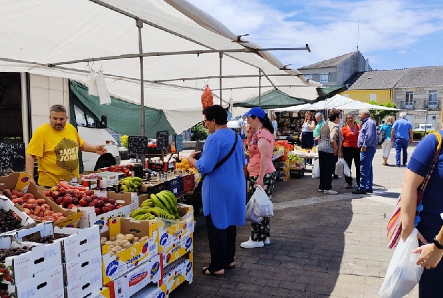 feira-domingo-friol